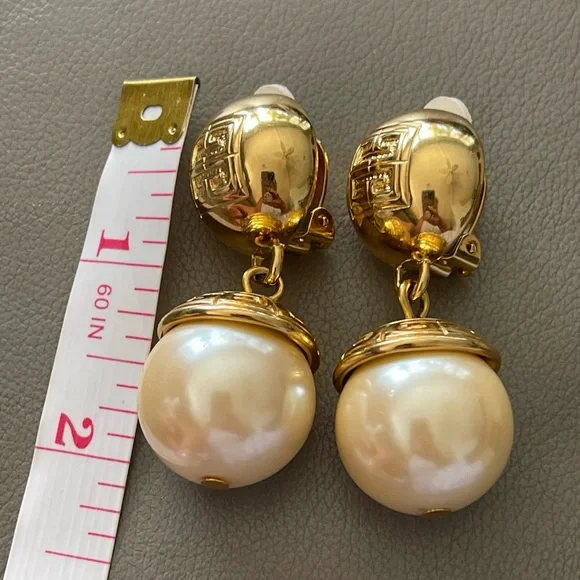 Vintage Givenchy Gold Logo & Faux Pearl Drop Clip-On Earrings - Picture 6 of 6